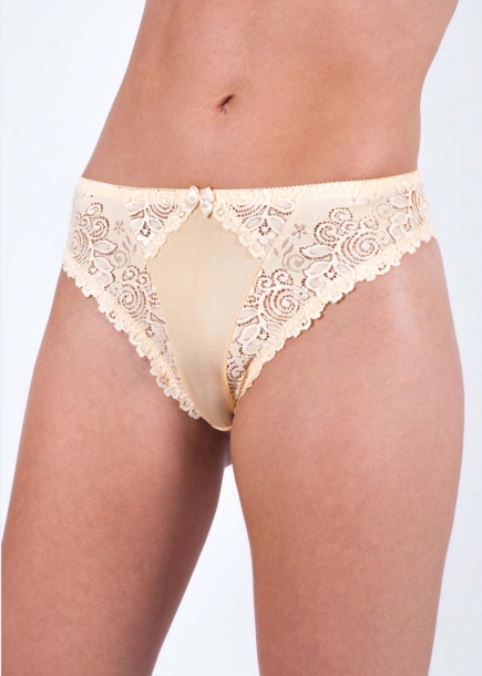 Dominique string chamomile 